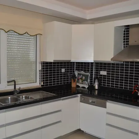 Homes Private Pool Villas فيلة بيليك